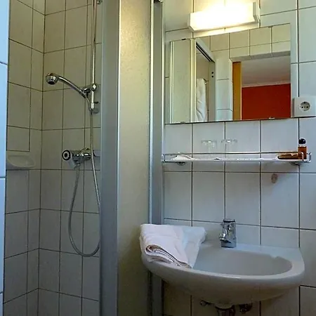 Broenimann Bed and Breakfast 3*